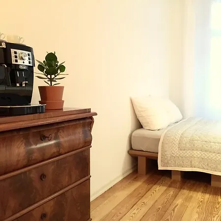 Altbau アパート *